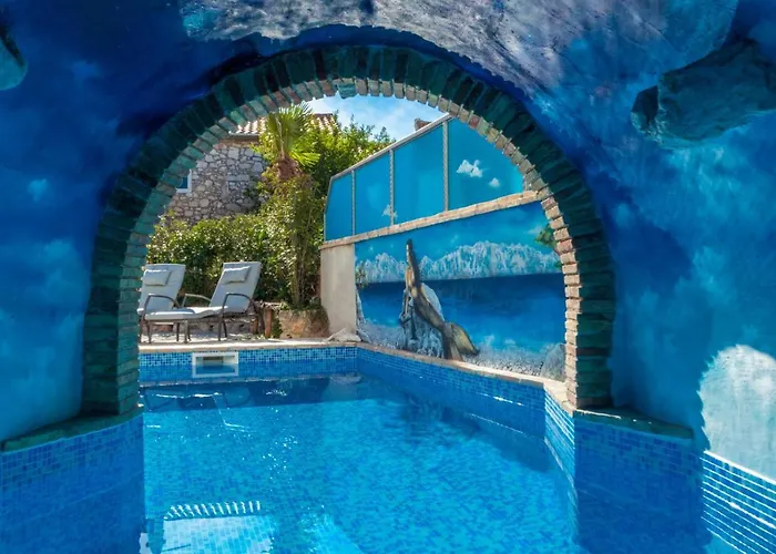 Dunatic Villa *